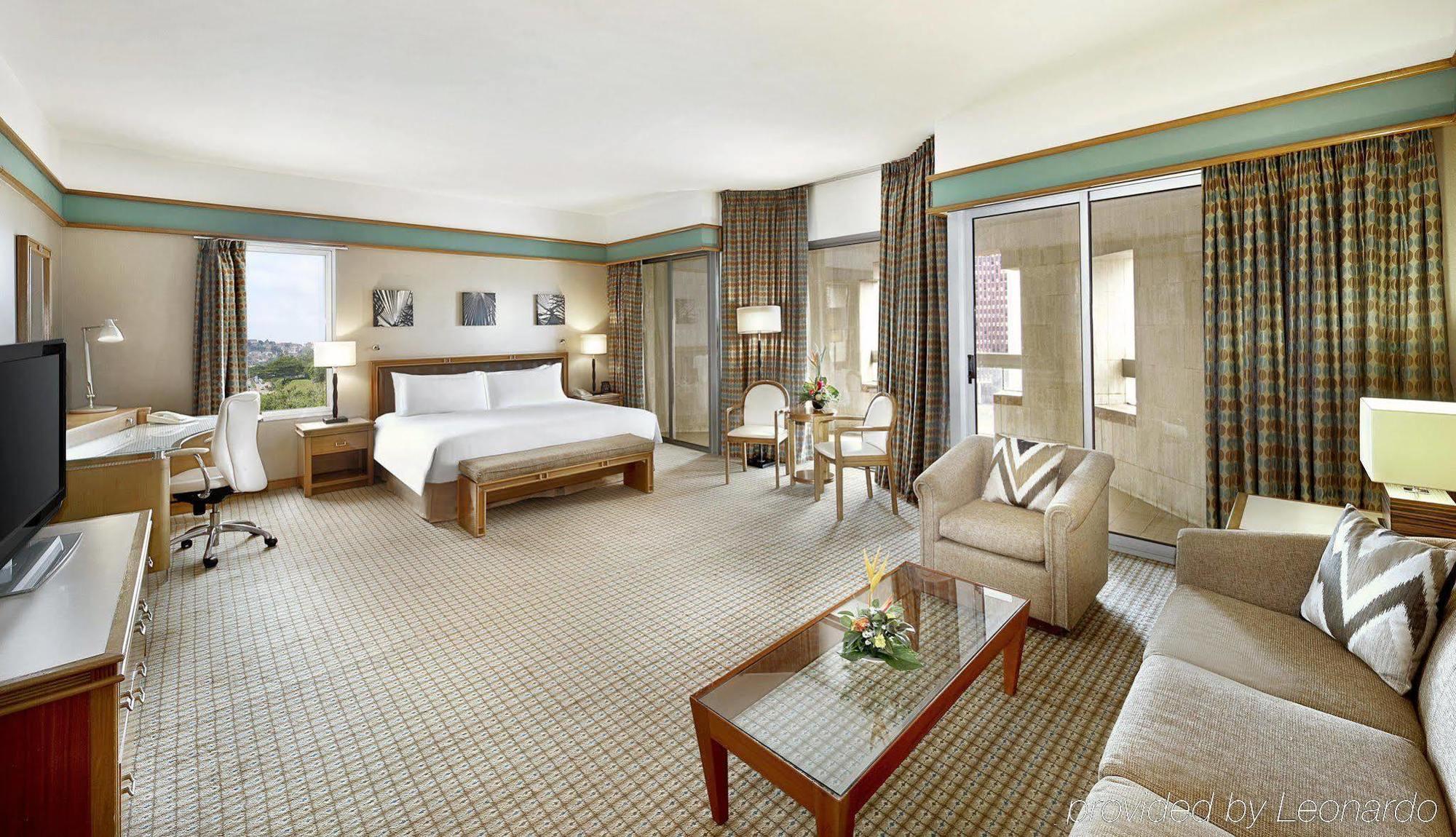 Hilton Yaounde Otel Dış mekan fotoğraf